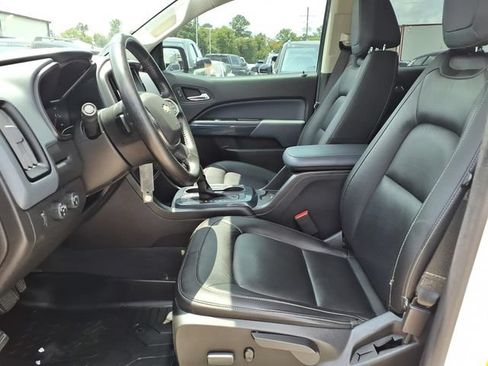 Used 2021 Chevrolet Colorado Z71 AWD/4WD image 17