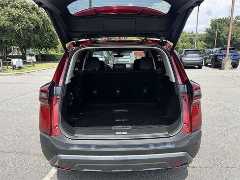Certified 2023 Nissan Rogue SL w/ SL Premium Package FWD image 15