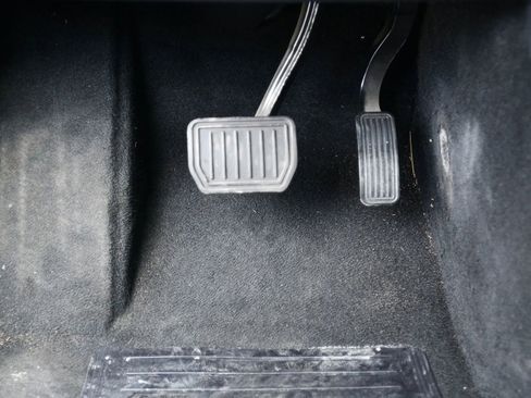 Used 2023 Tesla Model 3 Standard Range RWD image 14