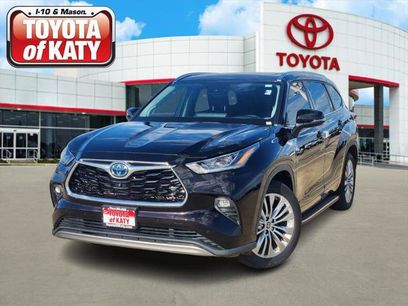 Certified 2022 Toyota Highlander Platinum