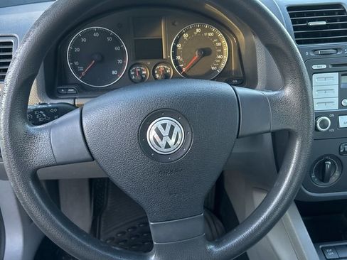 Used 2009 Volkswagen Jetta S image 12