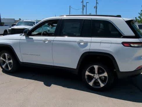 New 2026 Jeep Grand Cherokee Limited AWD/4WD image 6