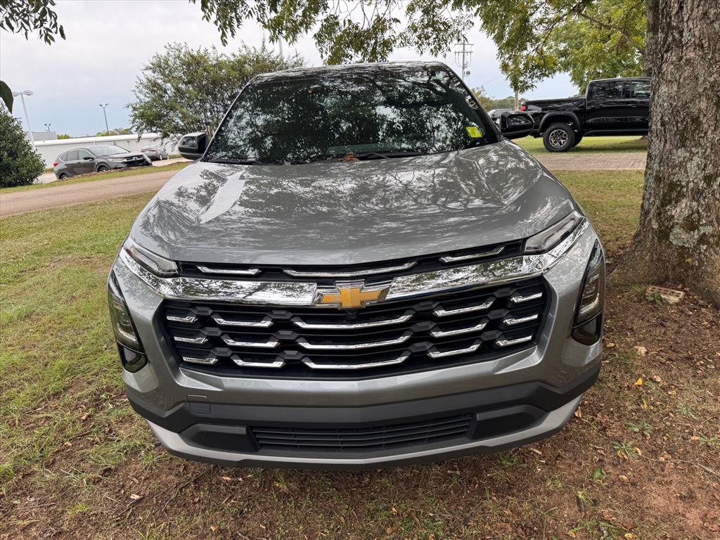 Used 2026 Chevrolet Equinox LT FWD image 10
