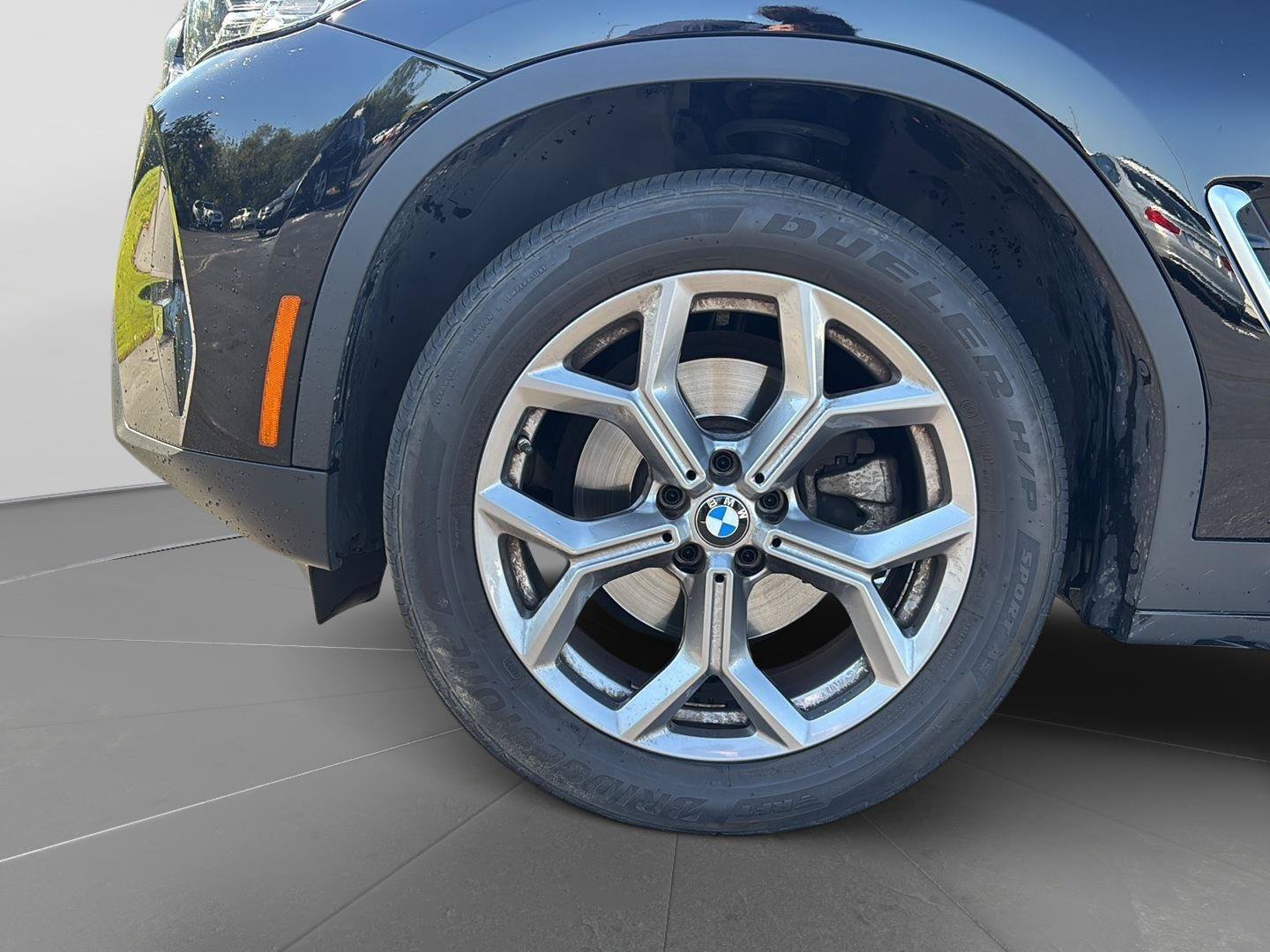 Used 2024 BMW X3 xDrive30i w/ Premium Package AWD/4WD image 5