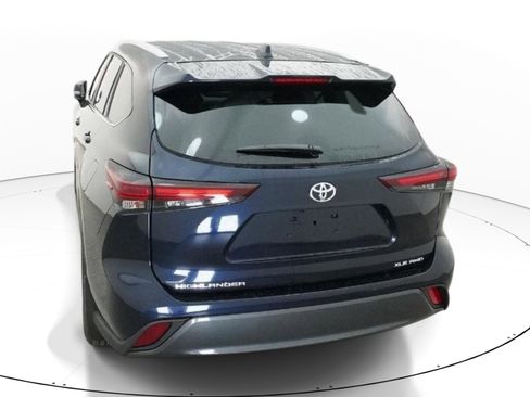 New 2026 Toyota Highlander XLE AWD/4WD image 6