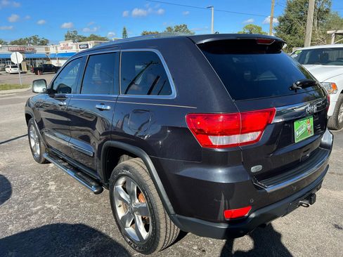 Used 2012 Jeep Grand Cherokee Overland w/ Trailer Tow Group IV image 5