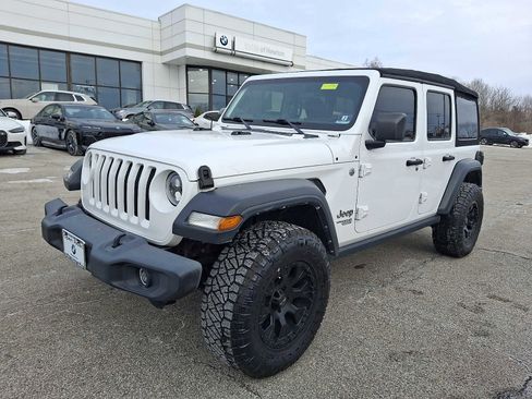 Used 2018 Jeep Wrangler Unlimited Sport S image 3
