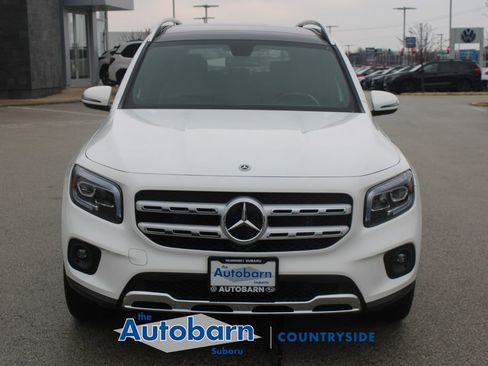 Used 2023 Mercedes-Benz GLB 250 4MATIC w/ Premium Package image 2