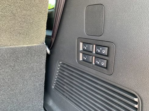 New 2026 Nissan Armada Platinum RWD image 6