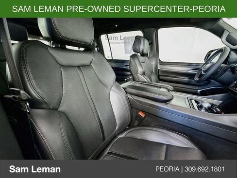 Used 2024 Jeep Wagoneer Series II w/ Premium Group I RWD image 31