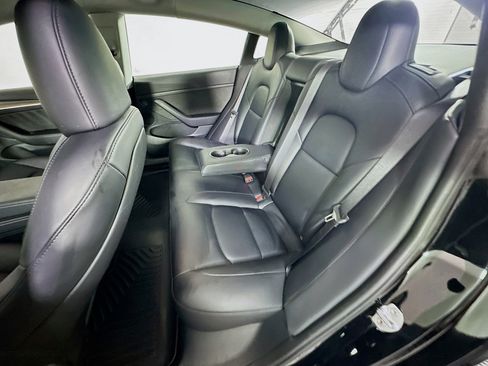 Used 2023 Tesla Model 3 Standard Range image 23
