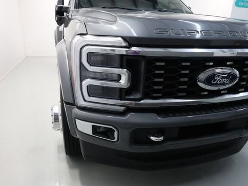 Used 2023 Ford F450 Platinum w/ FX4 Off-Road Package AWD/4WD image 68