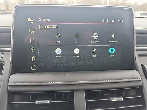 Certified 2024 GMC Yukon SLT w/ SLT Premium Package image 28