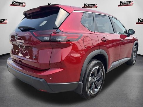 Certified 2026 Nissan Rogue SV AWD/4WD image 5