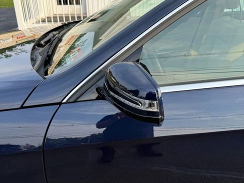 Used 2016 Mercedes-Benz E 350 4MATIC Sedan image 11