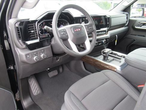 New 2026 GMC Sierra 1500 Elevation w/ Max Trailering Package AWD/4WD image 16
