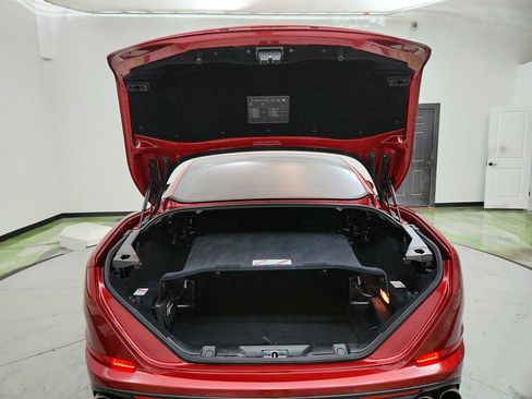 Used 2017 Ferrari California T RWD image 28