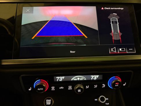 Certified 2024 Audi Q3 2.0T Premium AWD/4WD image 24
