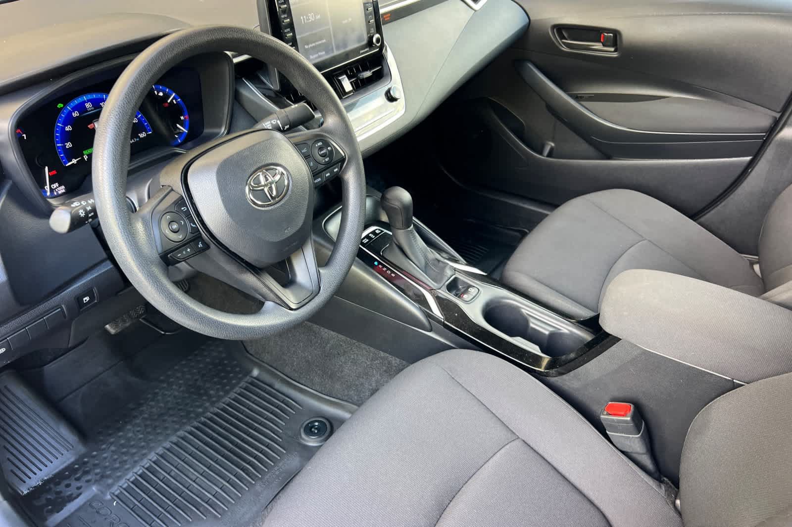 Certified 2022 Toyota Corolla LE FWD image 11