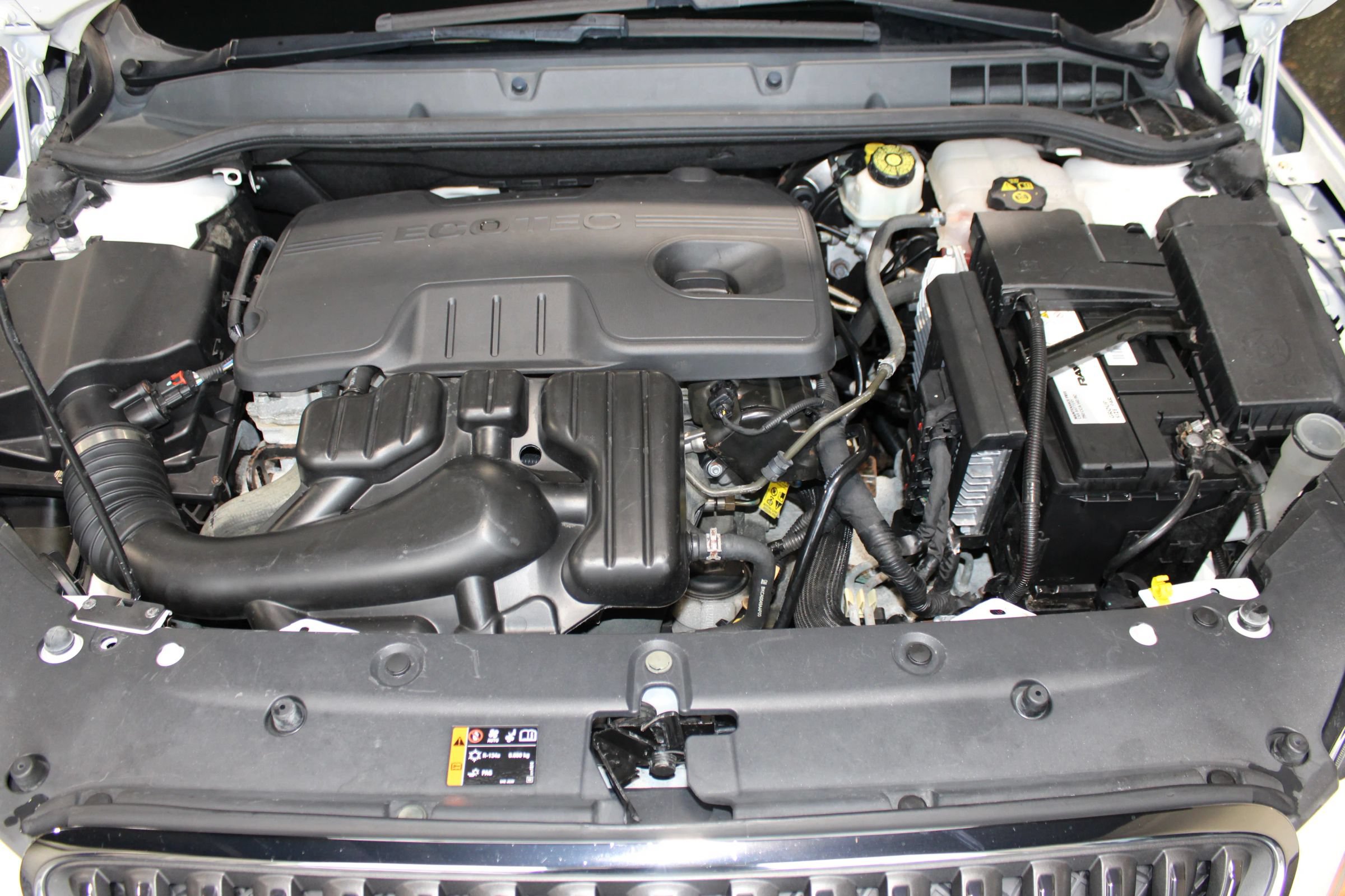 Used 2012 Buick Verano FWD image 28