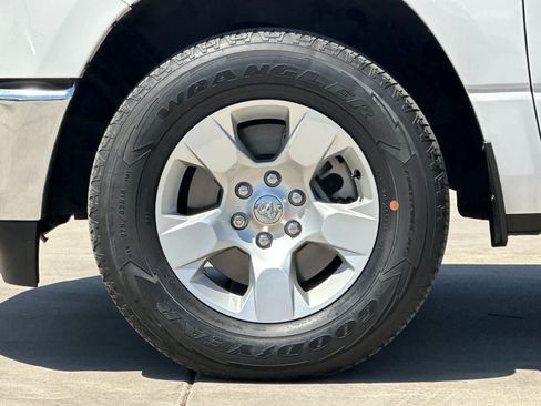 Used 2023 RAM 1500 Big Horn RWD image 26
