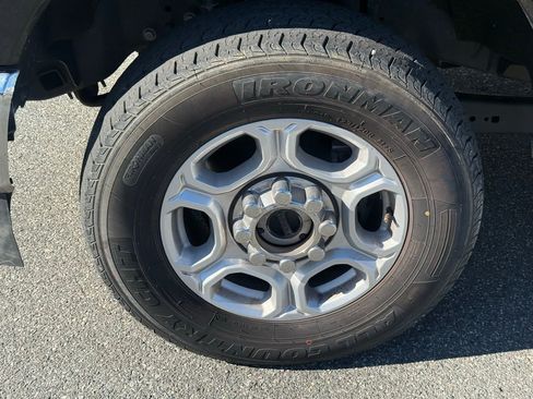 Used 2025 Ford F250 XLT image 10