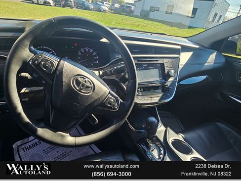 Used 2015 Toyota Avalon Limited image 33