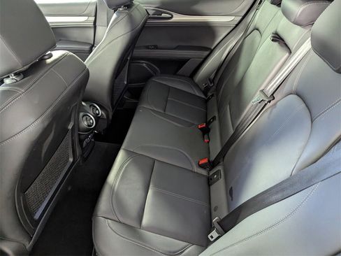 Used 2024 Alfa Romeo Stelvio Ti image 15