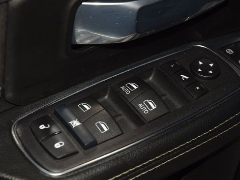 Used 2024 RAM 2500 Laramie w/ Night Edition image 45