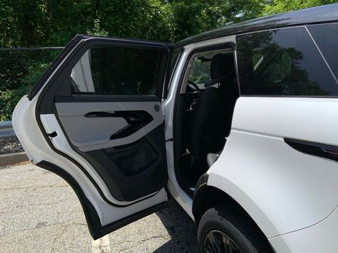 Certified 2024 Land Rover Range Rover Evoque Dynamic SE image 12