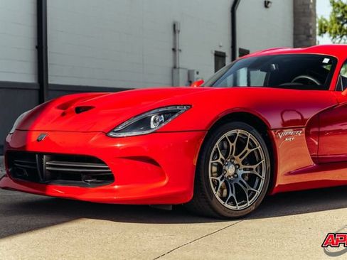 Used 2013 SRT Viper SRT-10 w/ Track Pkg RWD image 56