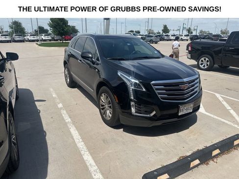 Used 2018 Cadillac XT5 Luxury w/ Driver Awareness Package FWD image 2