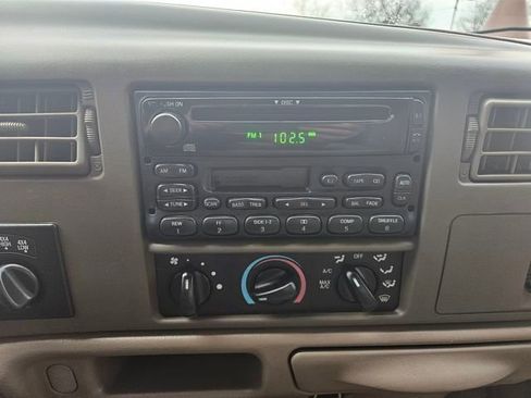 Used 2004 Ford F250 XL image 18