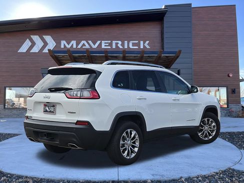 Used 2021 Jeep Cherokee Latitude Lux w/ Comfort/Convenience Group AWD/4WD image 24