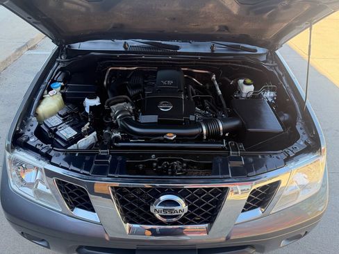 Used 2019 Nissan Frontier SV AWD/4WD image 41