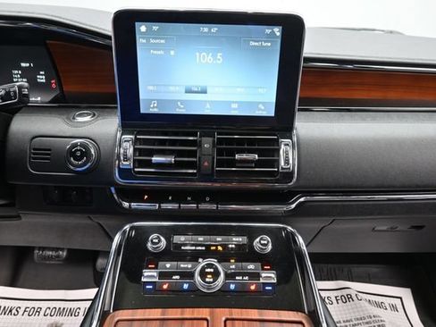 Used 2019 Lincoln Navigator L Reserve AWD/4WD image 26