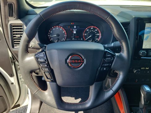 Certified 2024 Nissan Frontier PRO-4X w/ Technology Package AWD/4WD image 15
