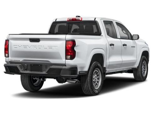 Used 2024 Chevrolet Colorado Trail Boss w/ Technology Package AWD/4WD image 3
