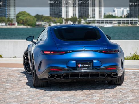 Used 2025 Mercedes-Benz AMG GT 63 image 3