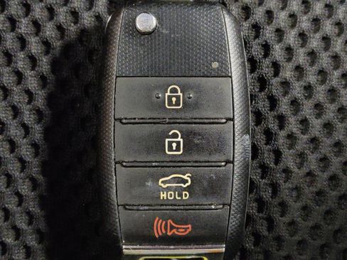 Used 2019 Kia Optima LX FWD image 32