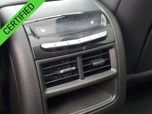 Used 2023 Cadillac XT5 Sportv w/ Technology Package image 23