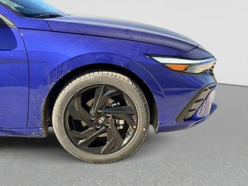 New 2026 Hyundai Elantra Sport FWD image 10