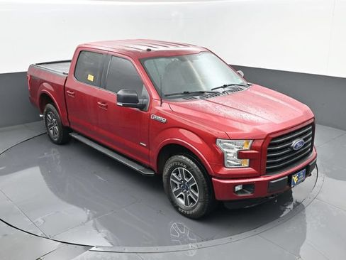Used 2016 Ford F150 XLT w/ Equipment Group 302A Luxury AWD/4WD image 19