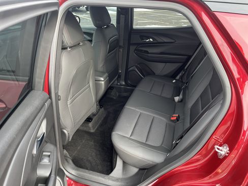 Used 2023 Chevrolet TrailBlazer RS w/ Sun and Liftgate Package image 13