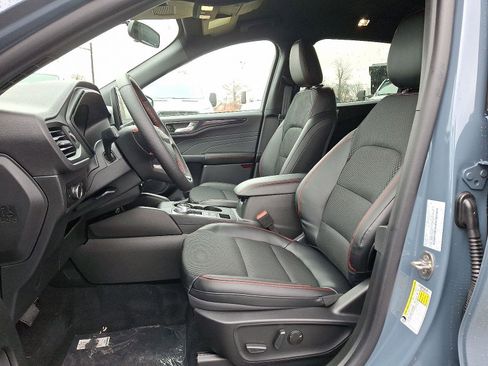 New 2026 Ford Escape ST-Line w/ Tech Pack #1 image 9