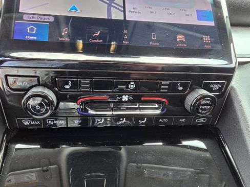 Used 2023 Jeep Grand Cherokee L Limited w/ Luxury Tech Group II AWD/4WD image 27