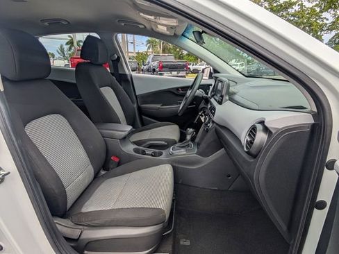 Used 2019 Hyundai Kona SE FWD image 16