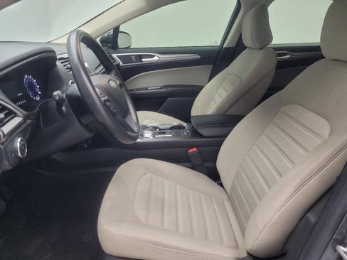 Used 2020 Ford Fusion S image 17