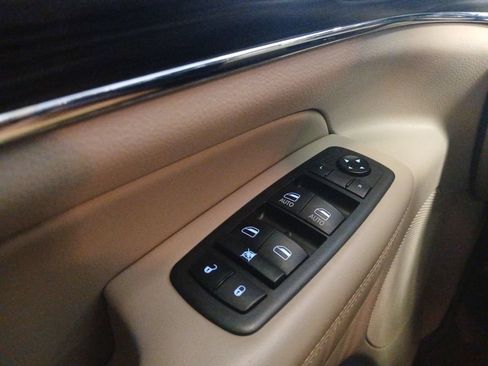 Used 2021 Jeep Grand Cherokee Limited w/ Luxury Group II AWD/4WD image 25
