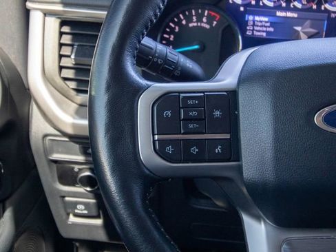 Used 2024 Ford Expedition Max XLT image 25